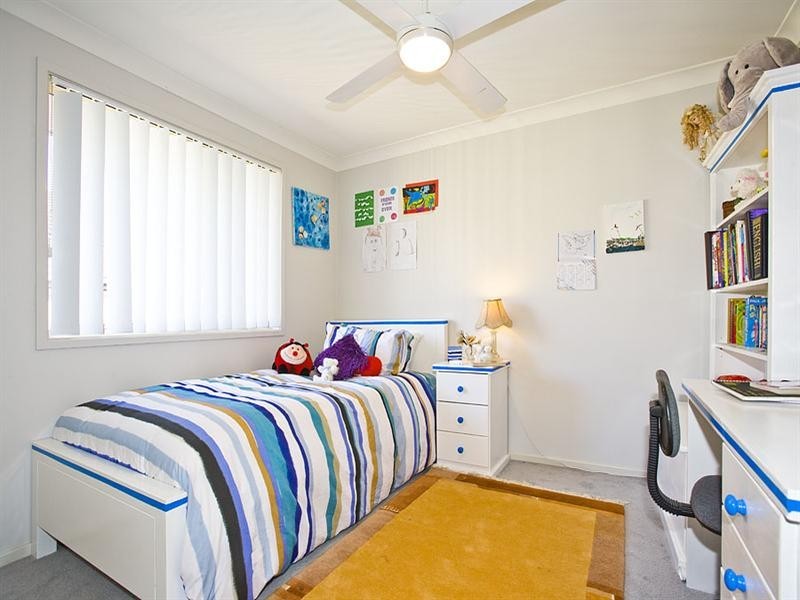 1 Hebe Place, Cameron Park NSW 2285