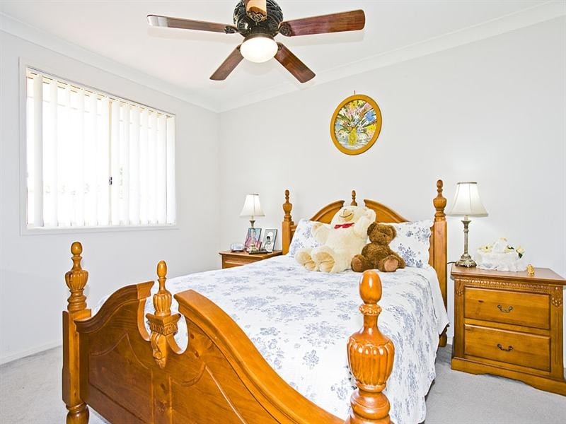 1 Hebe Place, Cameron Park NSW 2285
