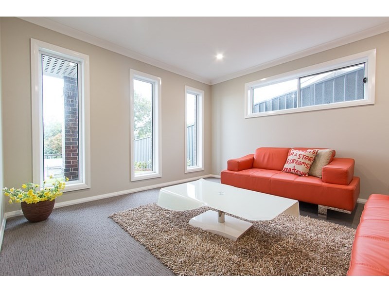 8 Abrahams Lane, Charlestown NSW 2290