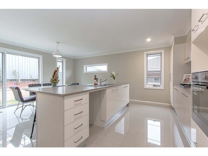 8 Abrahams Lane, Charlestown NSW 2290