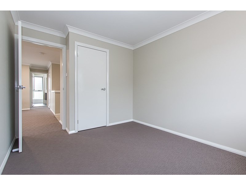 8 Abrahams Lane, Charlestown NSW 2290