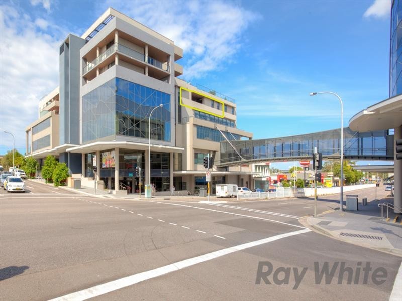 E406/18-20 Smart Street, Charlestown NSW 2290