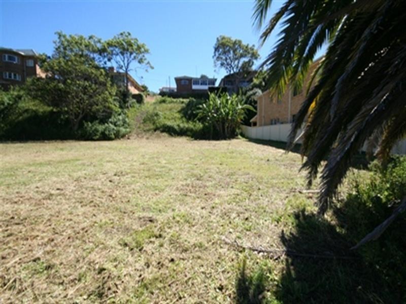 74 Ross Street, Belmont NSW 2280