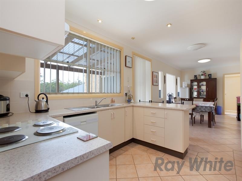 10 Yasawa Close, Ashtonfield NSW 2323