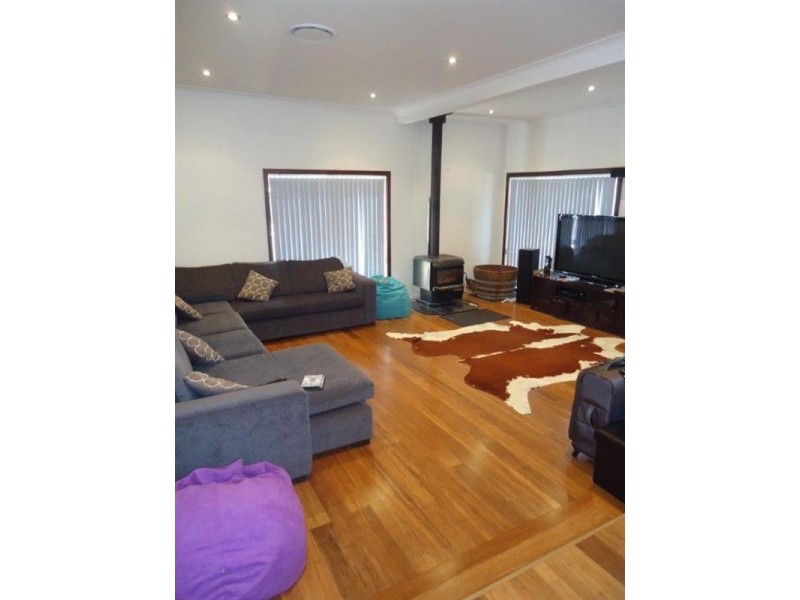 43 Wansbeck Valley Road, Cardiff NSW 2285