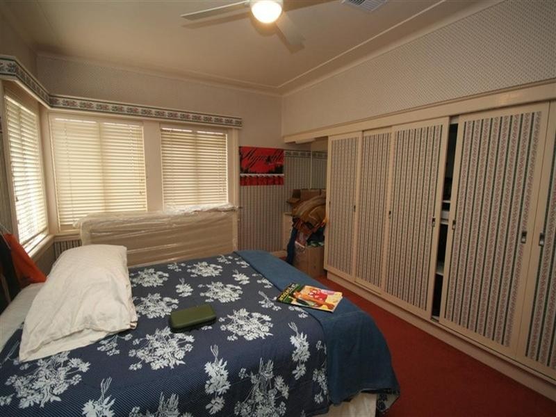 2 Bar Beach Avenue, Bar Beach NSW 2300