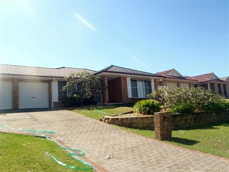 22 Eucalyptus Circuit, Warabrook NSW 2304