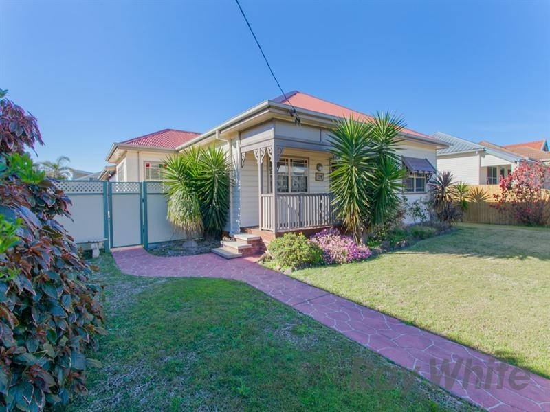 174 Dunbar Street, Stockton NSW 2295