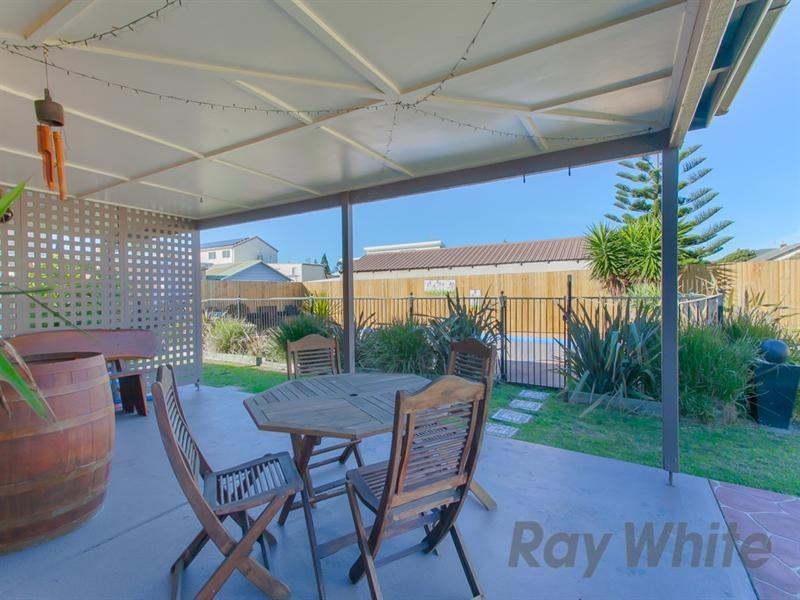 174 Dunbar Street, Stockton NSW 2295