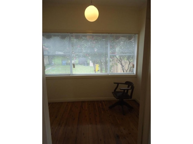 123 Crescent Road, Waratah NSW 2298