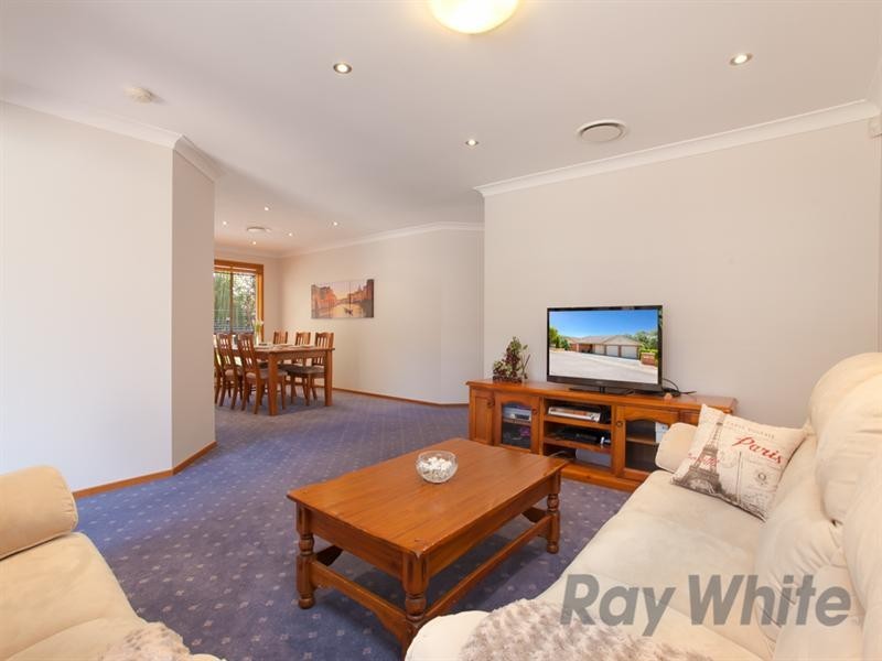 6 Rosewood Close, Garden Suburb NSW 2289