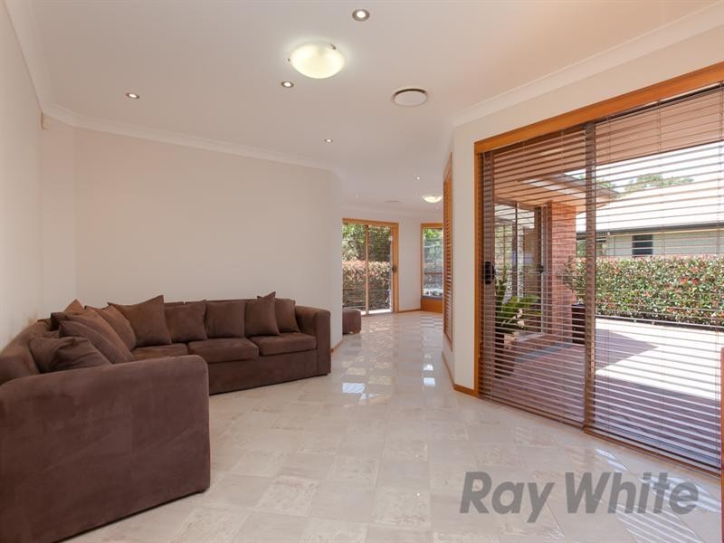 6 Rosewood Close, Garden Suburb NSW 2289