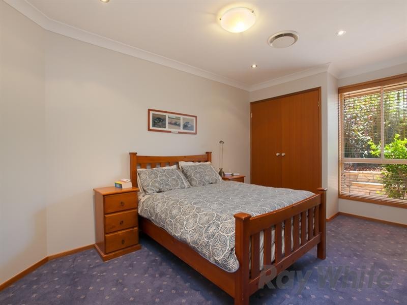 6 Rosewood Close, Garden Suburb NSW 2289