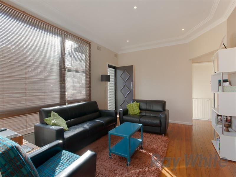 27 Guam Street, Shortland NSW 2307