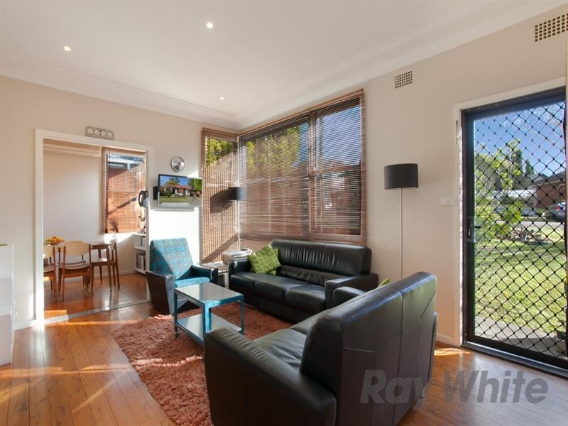 27 Guam Street, Shortland NSW 2307