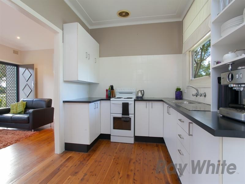 27 Guam Street, Shortland NSW 2307