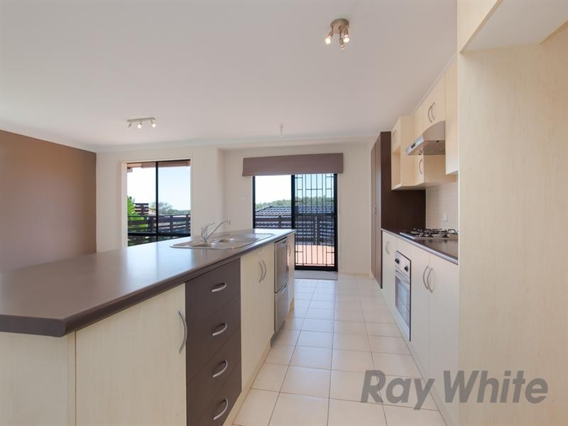 10 Amber Avenue, Fletcher NSW 2287