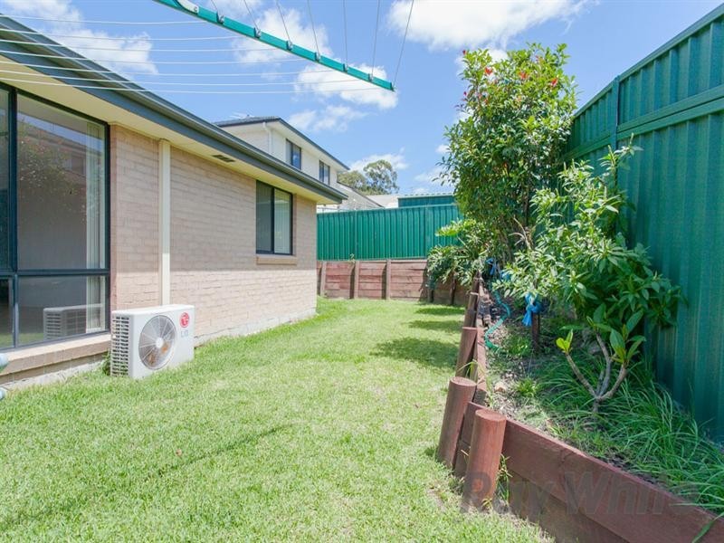 10 Amber Avenue, Fletcher NSW 2287