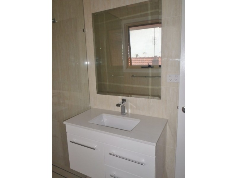 2/41 Selwyn Street, Merewether NSW 2291