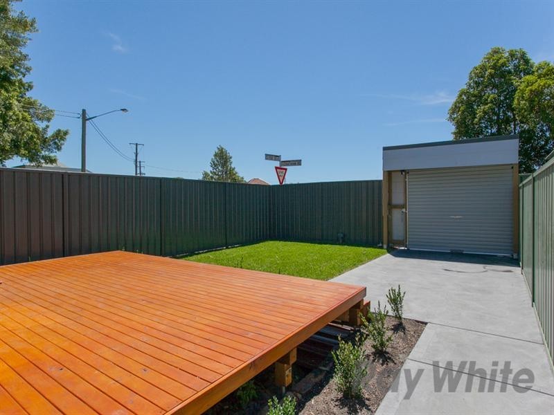 1 Emerald Street, Hamilton North NSW 2292