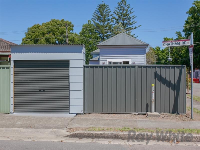 1 Emerald Street, Hamilton North NSW 2292