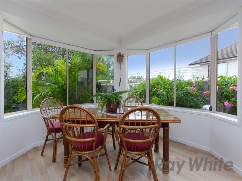 2/26 Geraldton Drive, Redhead NSW 2290