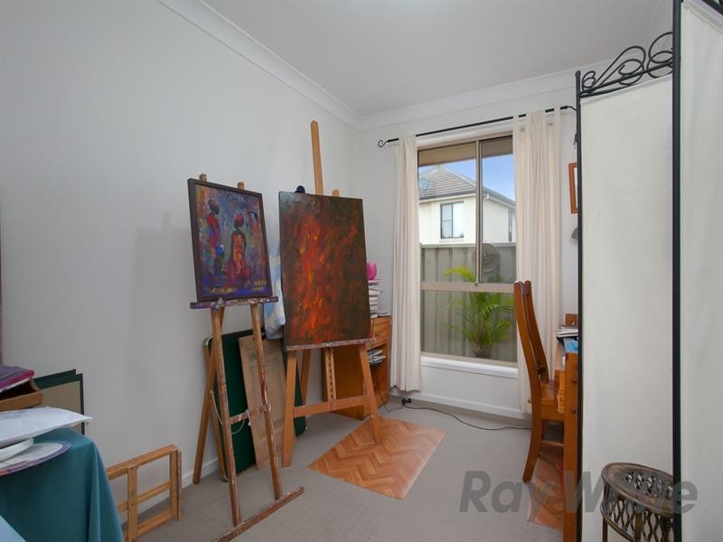 2/26 Geraldton Drive, Redhead NSW 2290