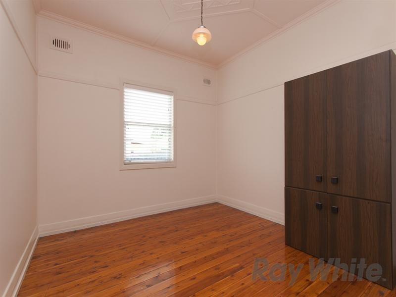 12 Shelley Street, Georgetown NSW 2298