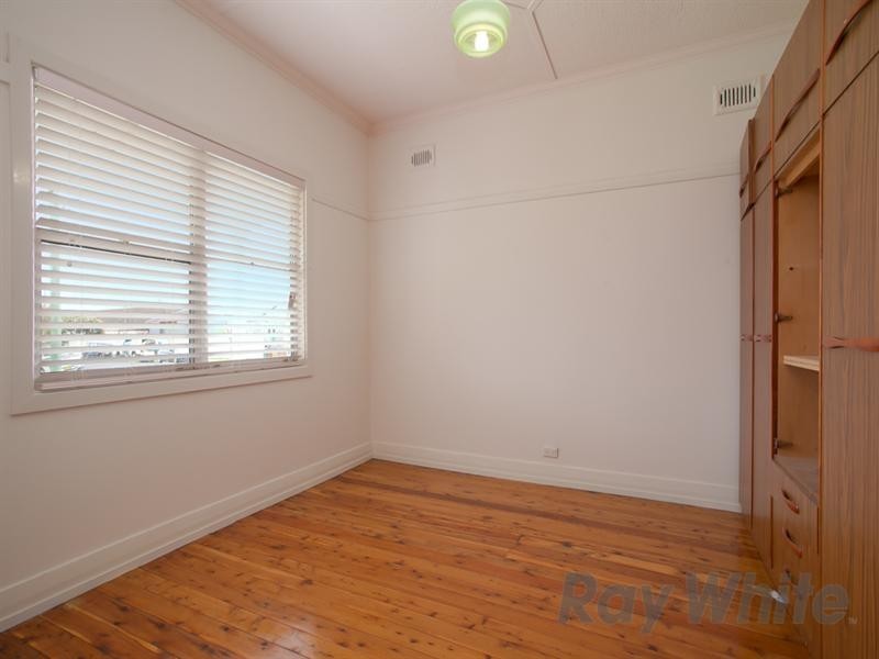 12 Shelley Street, Georgetown NSW 2298