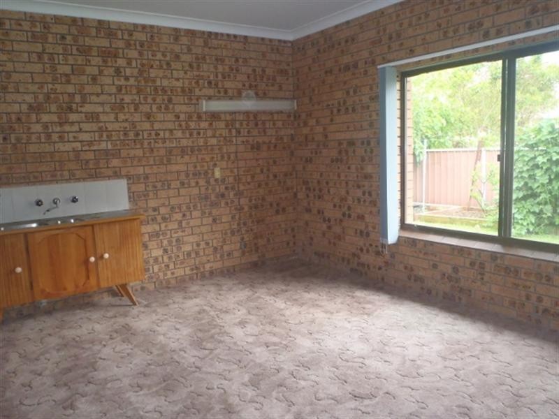 20 Jones Avenue, Warners Bay NSW 2282