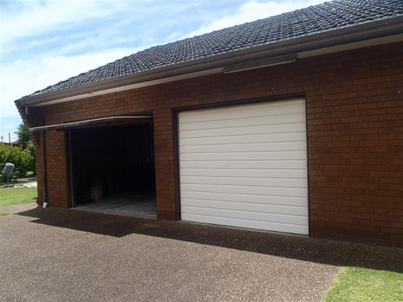 20 Jones Avenue, Warners Bay NSW 2282