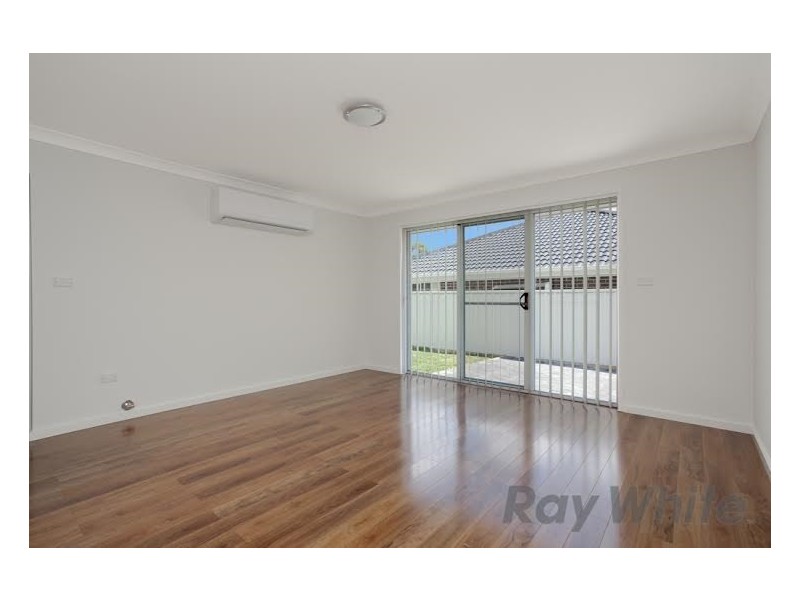 2/17 Marton Street, Shortland NSW 2307