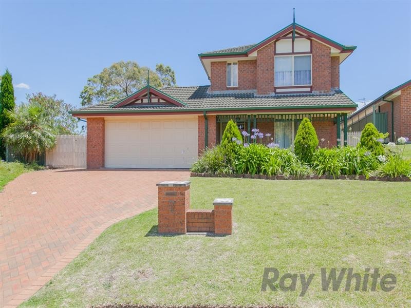 7 Silverash Place, Garden Suburb NSW 2289