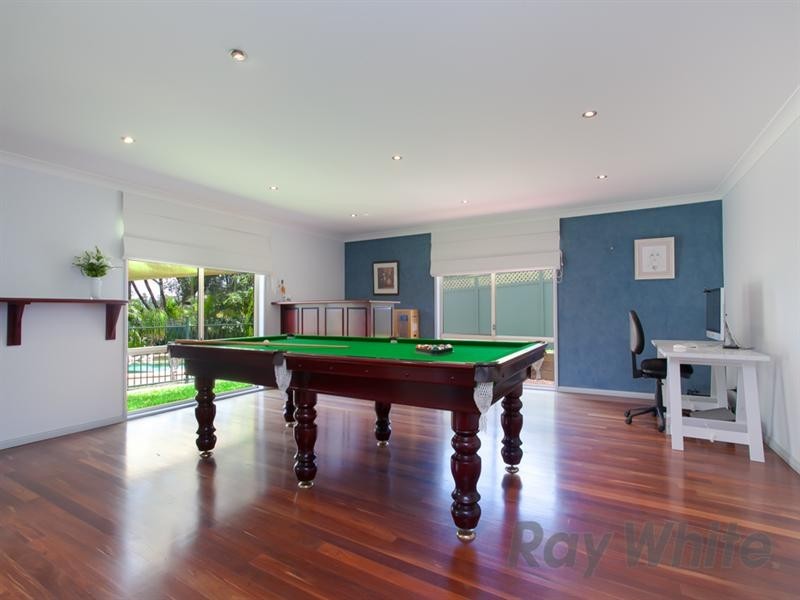 7 Silverash Place, Garden Suburb NSW 2289