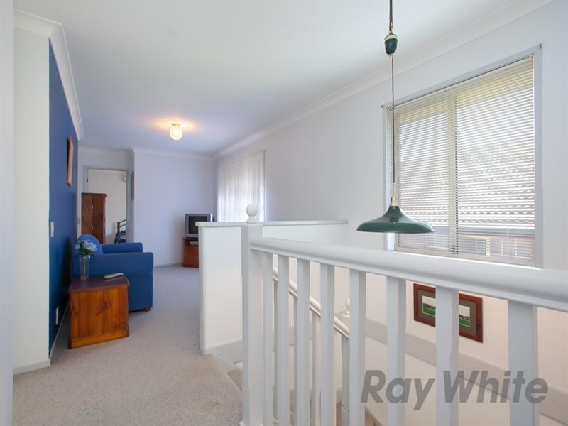 7 Silverash Place, Garden Suburb NSW 2289