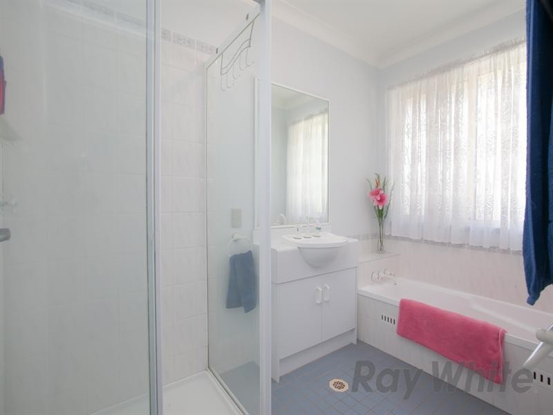 7 Silverash Place, Garden Suburb NSW 2289