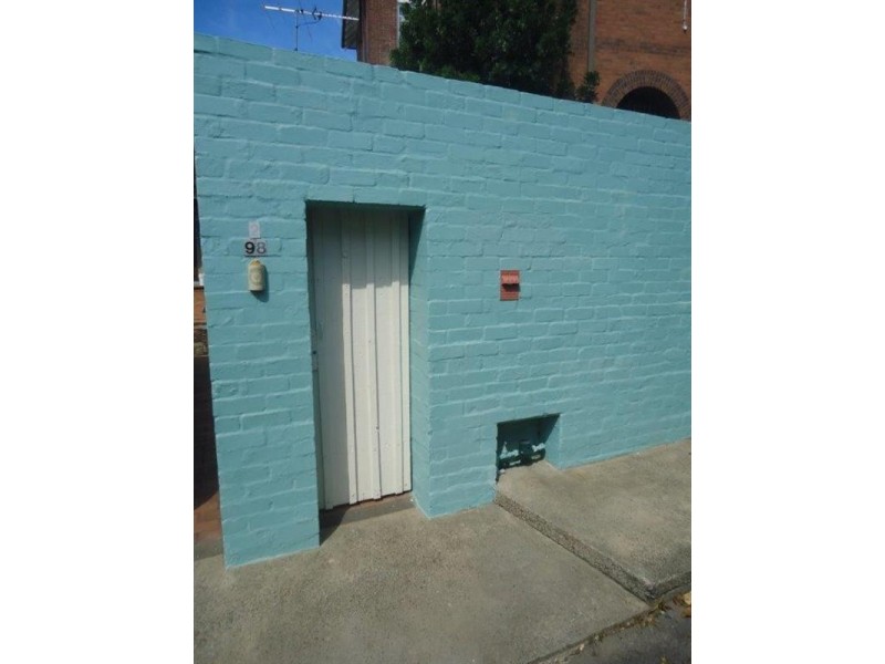 2/98 Laman Street, Cooks Hill NSW 2300