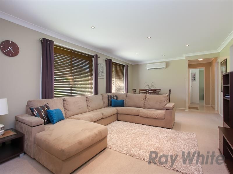 17 Hebrides Road, Fletcher NSW 2287