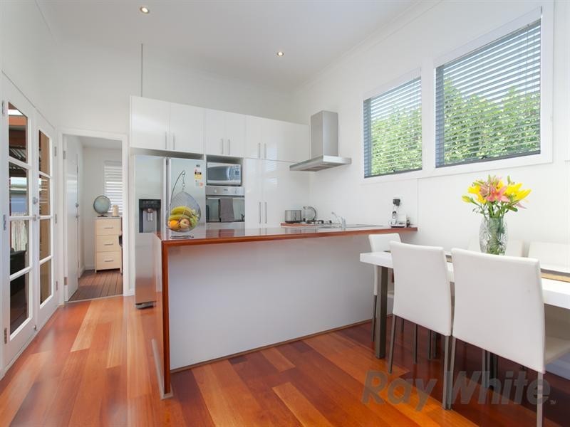 2 Gulliver Street, Hamilton NSW 2303