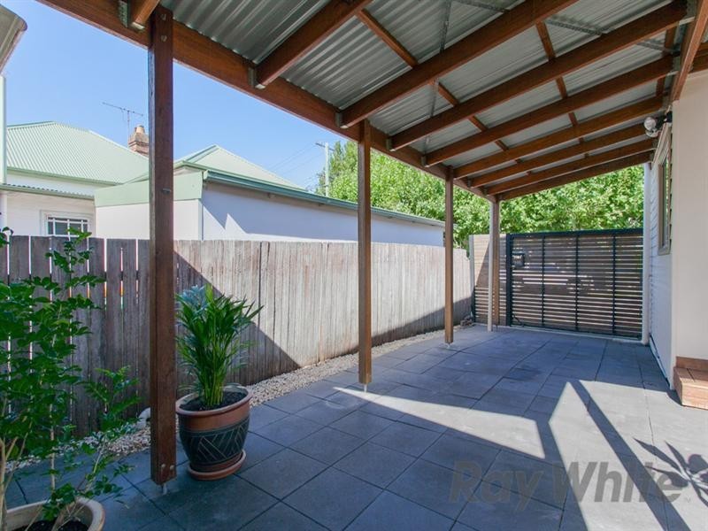 2 Gulliver Street, Hamilton NSW 2303