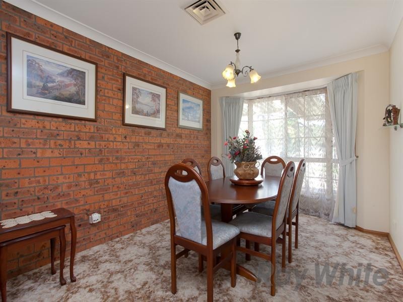 35 New York Avenue, Warners Bay NSW 2282