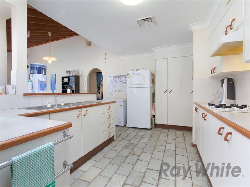35 New York Avenue, Warners Bay NSW 2282