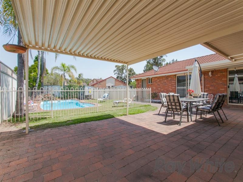 35 New York Avenue, Warners Bay NSW 2282