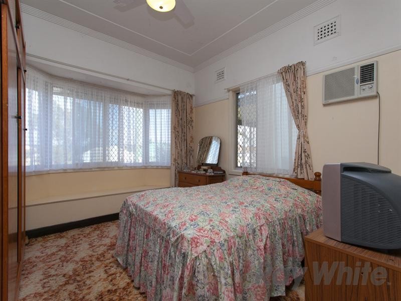 50 Woods Street, Redhead NSW 2290