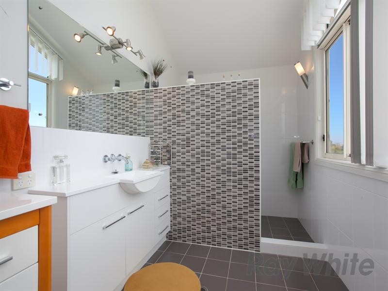 24 Pindari Close, Kahibah NSW 2290