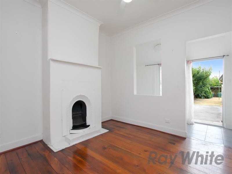 25 Fern Street, Islington NSW 2296