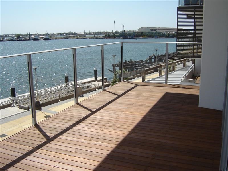 201/7 Honeysuckle Drive, Newcastle NSW 2300