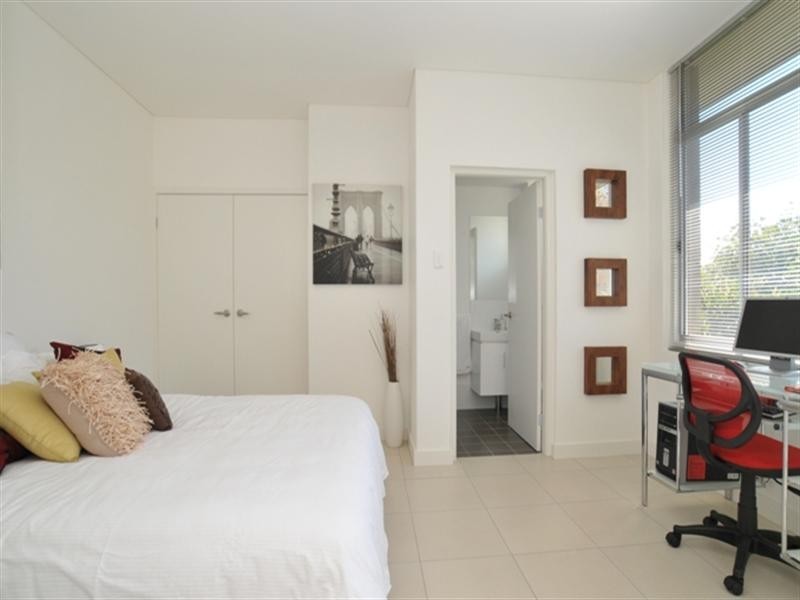 3/4 Hillview Crescent, Newcastle NSW 2300