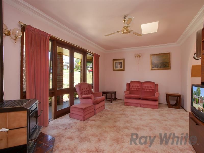 9 Dunlop Close, Rankin Park NSW 2287