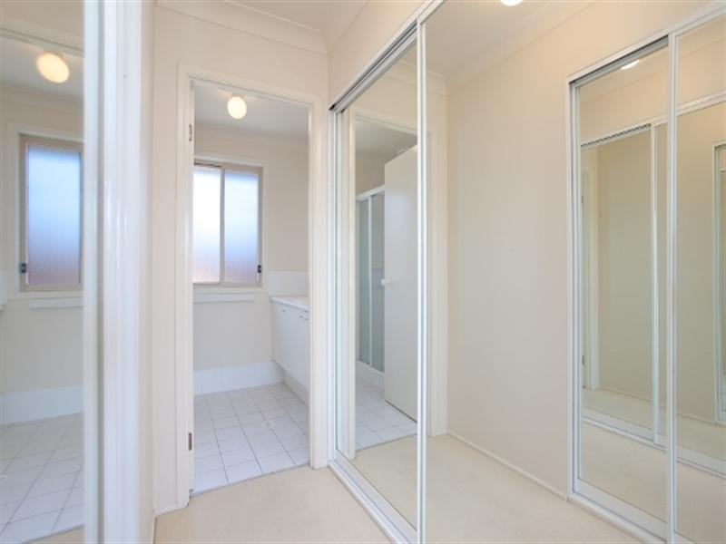 2/38 Hollingsford Street, Carrington NSW 2294